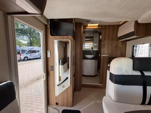 CI Magis 66 XT Queensbed 56000 km 2020  photo: 14