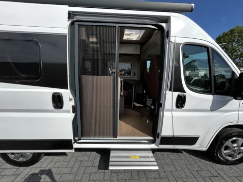 B&uuml;rstner City Car 540 Querbett/5.40m/2020/Euro6 Foto: 6