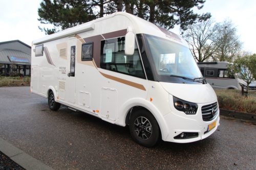 Autostar i 730 LJ Prestige design edition photo: 0