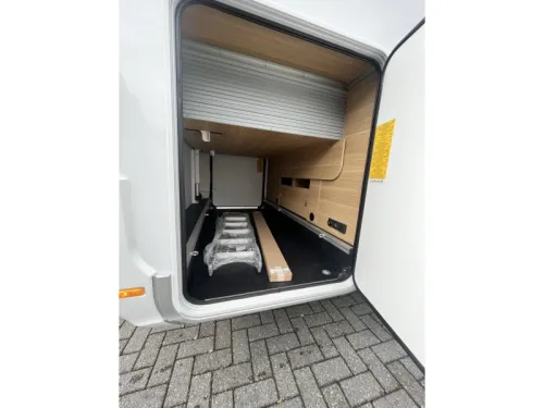 Adria Coral Plus 670 SC - CAMA DE MATRIMONIO foto: 21