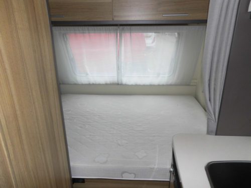 Caravelair Antares 440 Awning, entrance handle photo: 3