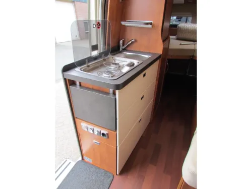 Malibu Van Comfort 600 DB Transverse bed, Automatic photo: 3