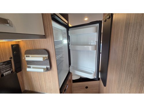 Weinsberg CaraBus 600 MQ Edition Fire erwartet Foto: 11