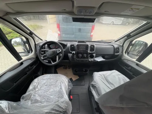 Weinsberg CaraBus Grey 630 ME edition FIRE / Automatik Foto: 15