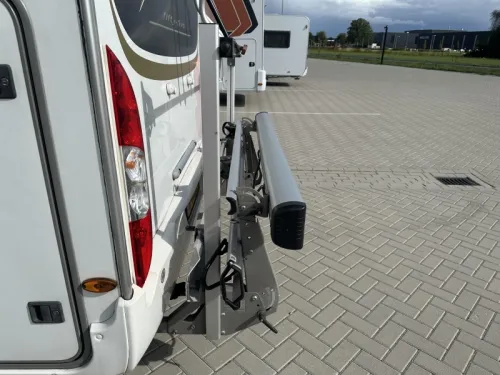 B&uuml;rstner Limited T 690 55 years - Klimaanlage - Motorradtr&auml;ger Foto: 2