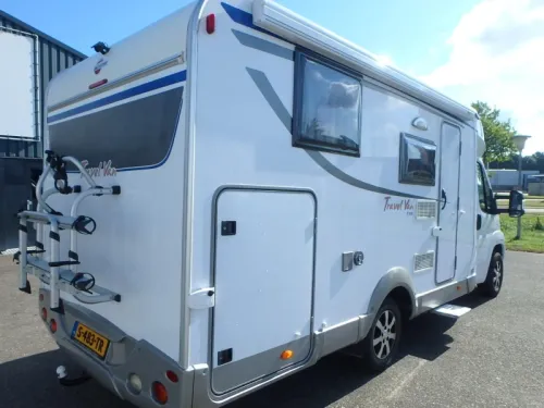 B&uuml;rstner Travel Van 620 T photo: 2