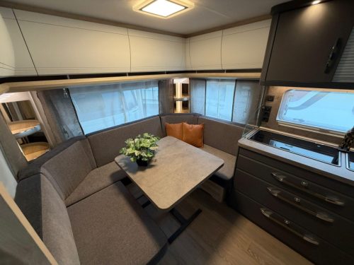 Hobby De Luxe 460 UFE SPECIAL PRICE! photo: 2