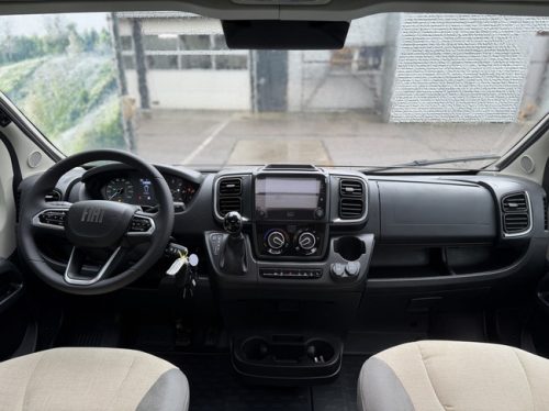 Weinsberg CARABUS 630 ME EDITION [FIRE] Foto: 11