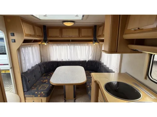 TEC Travel King 535 TE round seating single beds photo: 1