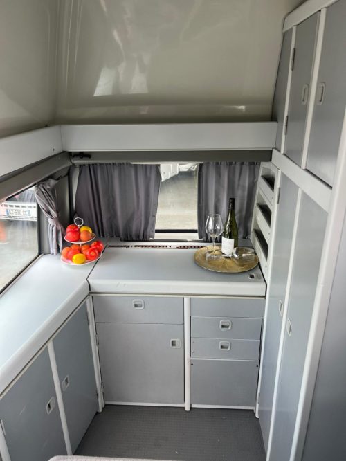 VOLKSWAGEN MOTORHOME II D 57 KW   AUT photo: 15