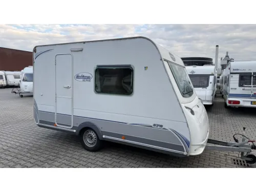 Caravelair Ambiance Style 372 K&uuml;che Sitzgruppe Toilette