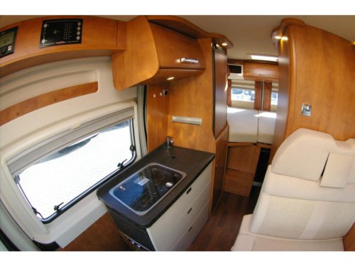 Carthago Malibu 600 Automatic, Transverse bed. photo: 11