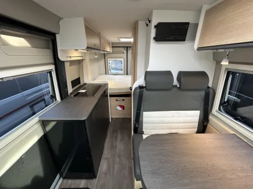 Sunlight Cliff 600 RT met hefdak!  foto: 6