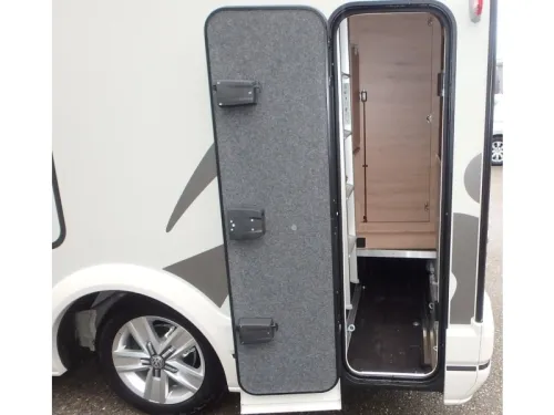 Knaus Tourer CUVision 500 LT JETZT F&Uuml;R 89.950,00 &euro; Foto: 8