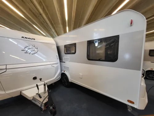 Knaus Sport 450 FU from factory beautifully complete photo: 5