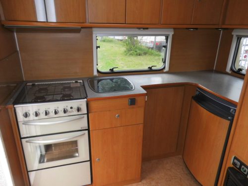 Dethleffs Lowlander 450 HK Mover, awning. photo: 3