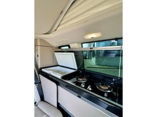 Mercedes-Benz V-Class Marco Polo 250 D Mercedes-benz V-Class photo: 21