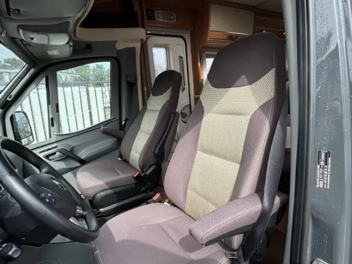 Hymer Van 520 S Single beds space wonder photo: 22