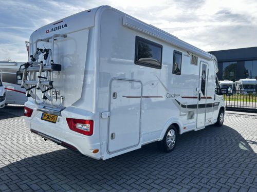 Adria Coral S 690 SC Queensbed/Euro5/2015/7.3m Foto: 2