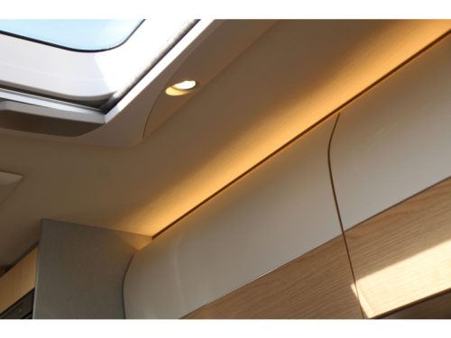Hymer BMC-I 600 Single beds + Pop-top roof  photo: 34