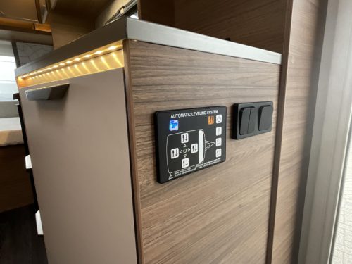 Knaus Sport E-Power Selection 420 QD AIRCO-LEVELSSYTEEM-Toldo foto: 12