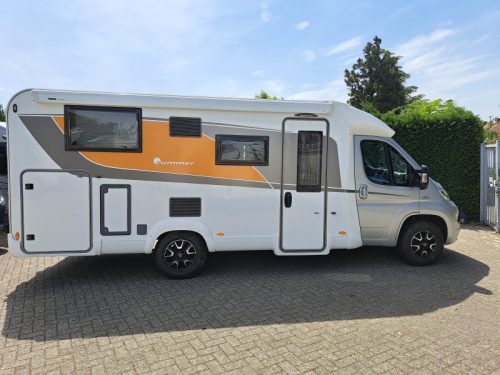 B&uuml;rstner Nexxo Summer 690 G With only 57,740 km photo: 2
