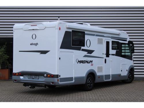 Elnagh Magnum 582 140HP Queensbed Roof Air Conditioner photo: 2