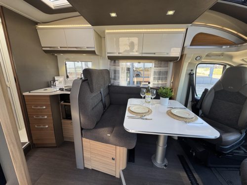 Adria Matrix Supreme 670 SL ALDE Automatic FULLY EQUIPPED! photo: 12