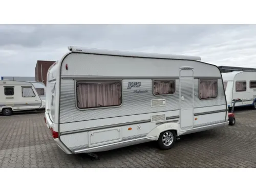 LMC Ambassador 530 Einzelbetten Rundsitzgruppe Foto: 11