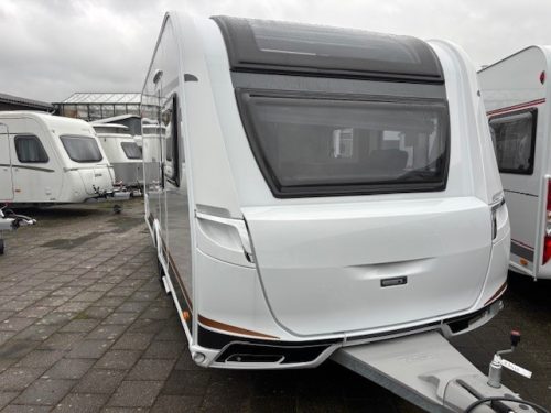 B&uuml;rstner Averso 465 TS photo : 3