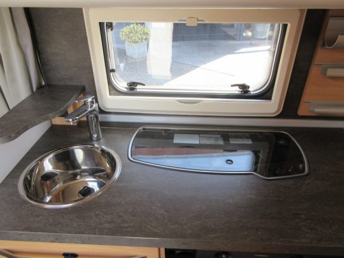 Knaus Sudwind Silver Selection 500 FU NETJES, RUIM, COMPLEET Foto: 8