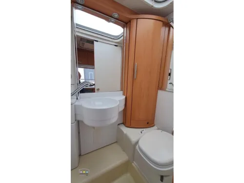 Hymer Van 522 NL.Wohnmobil / Airco  Foto: 12