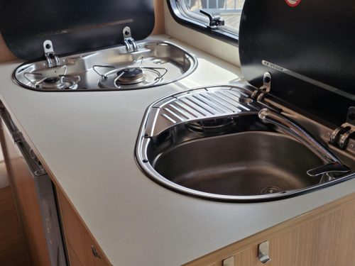 Adria Altea 390 PS 4 berths AWNING 2010 photo: 5