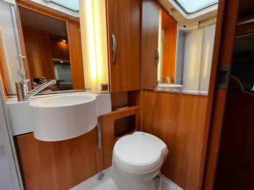 Hymer B514 CL Integral, Wohnmobil Foto: 9