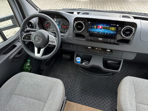 Hymer MLT780 photo: 2