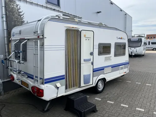 Hobby De luxe Easy 440 AWNING-MOVER photo: 1