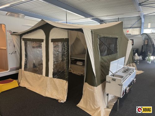 Trigano Odyssee GL. Ground sheet - Awning