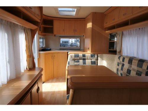 Hobby De Luxe 520 TMF mover, air conditioning and awning photo: 10