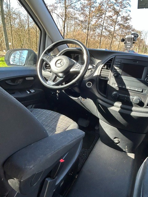 MERCEDES-BENZ VITO photo: 25