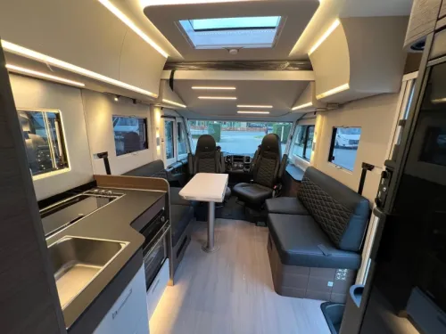 Adria Sonic Supreme 700 DL FACE TO FACE | ALDE Foto: 3