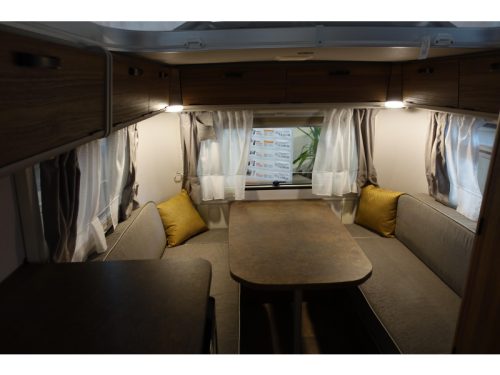 Eriba Touring 320 nieuw, &euro; 3.000,- korting  foto: 7
