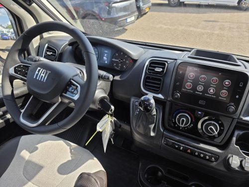 Weinsberg CaraSuite Spicy 650 MF AUTOMATIC| 2027 model  photo: 4