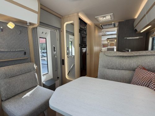 Hymer BML-I 780 MasterLine Oberschr&auml;nke Level 2X Klimaanlage Lithium Foto: 10