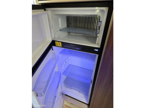 Adria MATRIX M 670SL 2017☆Hubdach-Einzelbetten-Euro6-131PS☆ Foto: 17
