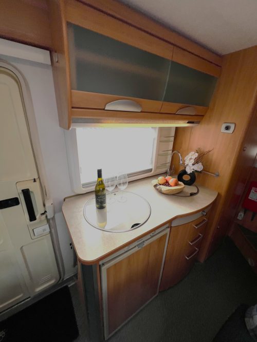 Hymer B630 STARLINE AUTOMAAT DWARSBED+HEFBED BEARLOCK MAXFAN Foto: 6