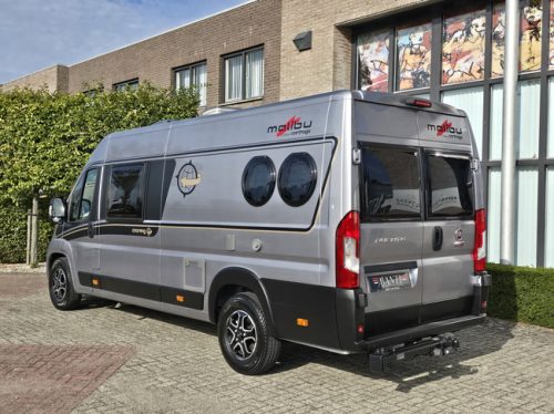 Carthago MALIBU 640 LE CHARMING GT SKYVIEW 180 HP AUTO 11,646 KM ACC SINGLE BEDS LITHIUM AIR SUSPENSION TOWBAR VAN-SWING DIGITAL COCKPIT photo: 2