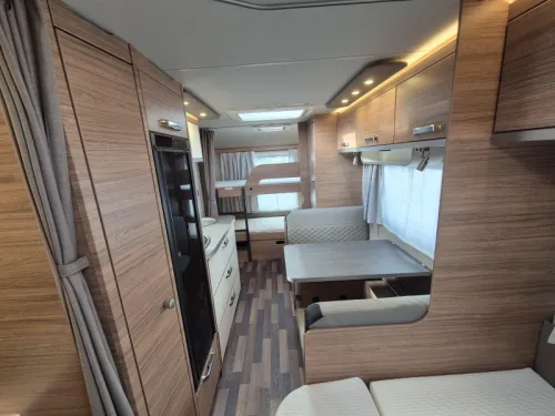 Weinsberg CaraOne Edition HOT 500 FDK Bunk bed photo: 14