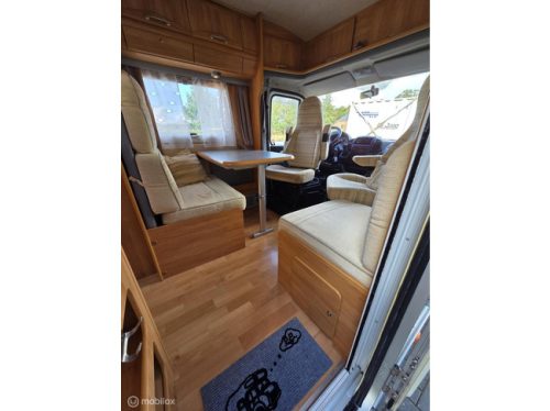 Adria Coral 660 enkele bedden 128pk ☆Trekhaak, 2004, Solar☆ foto: 11