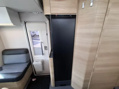 Adria Matrix Select 670 SL 2027 aut Markise 180PS 5 Sitzpl&auml;tze Foto: 14