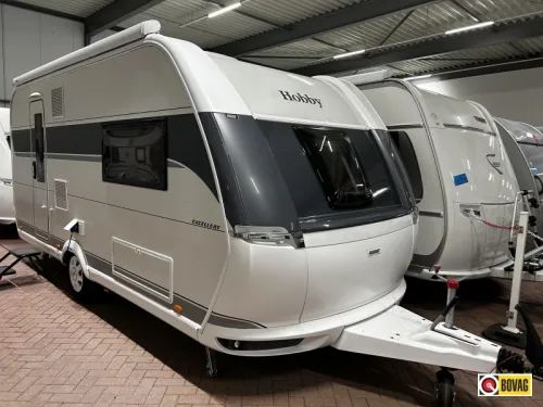 Hobby Excellent 460 SL Met mover en luifel  foto: 0